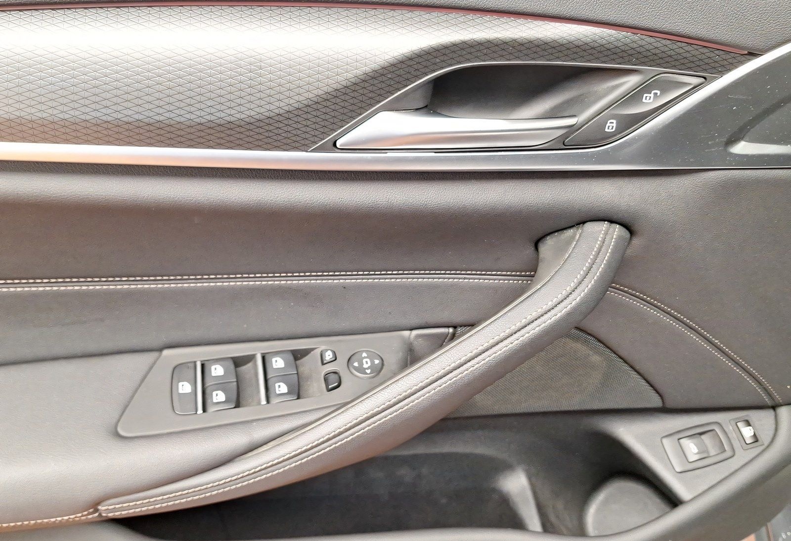 BMW 530e Touring M Sport LiveCockpitProf Kamera foto 16