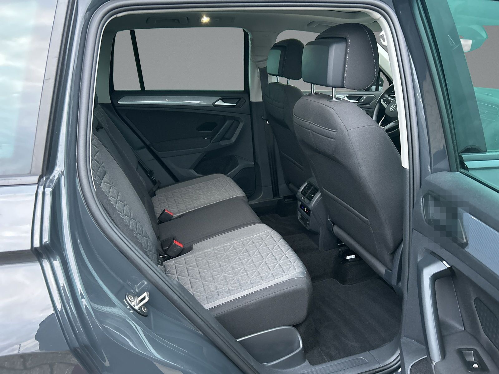 Volkswagen Tiguan 2.0 TDI Life DSG+LED+PANO+NAVI+ACC+PDC foto 12