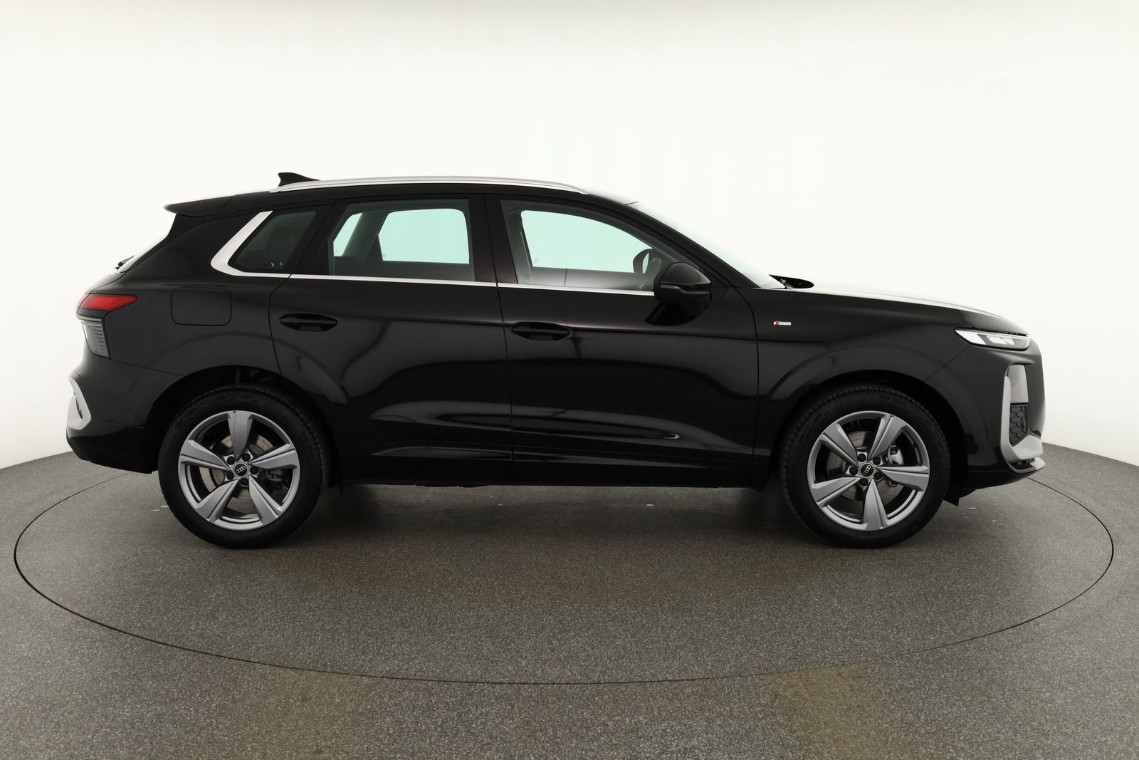 Audi Q3 1.5 TFSI s-line s-tronic n.Modell LED ACC AHK foto 6