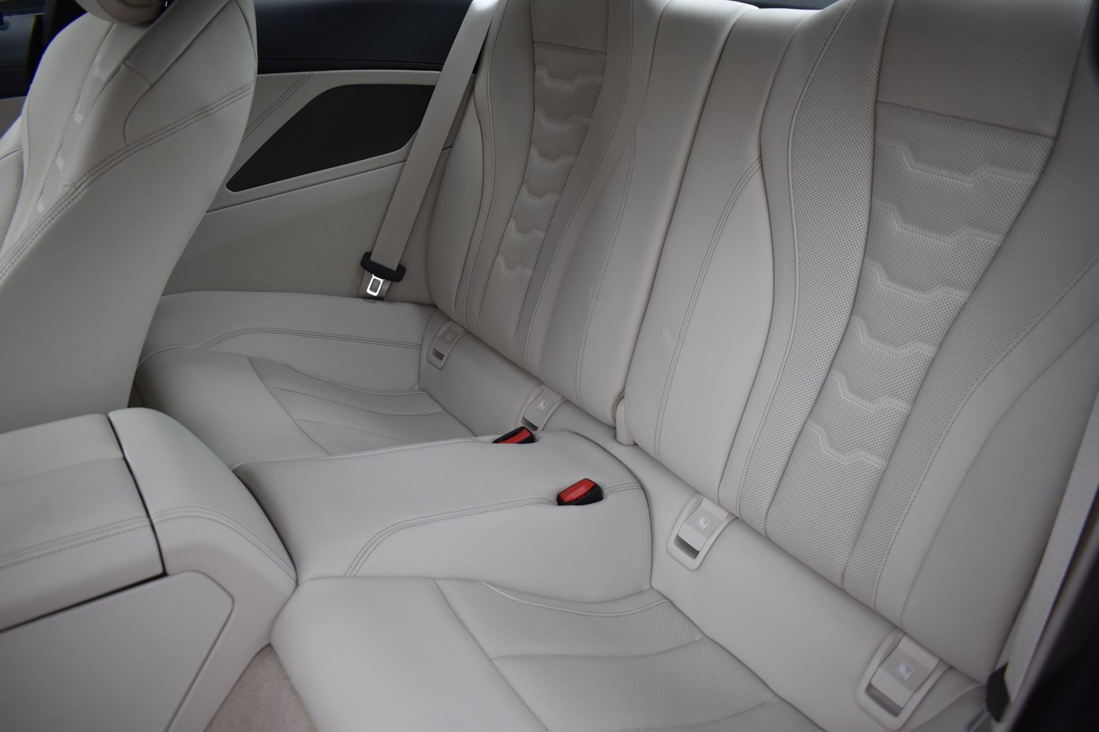 BMW 840i Coupé DAB LED WLAN Komfortzg. foto 10