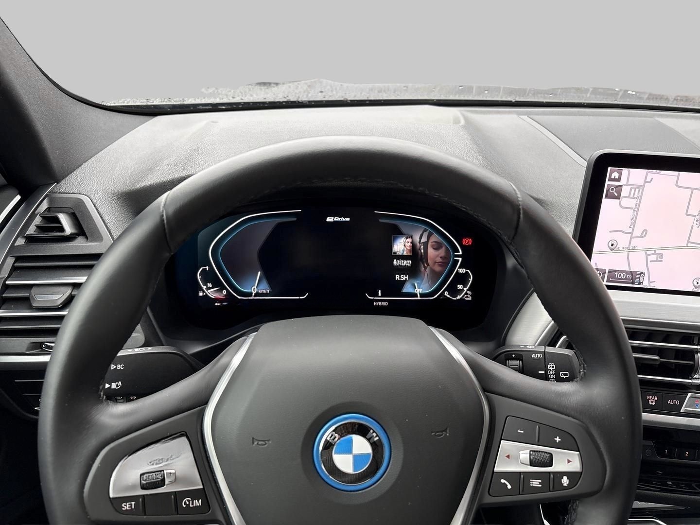 BMW X3 xDrive30E AHK SHZ Panodach Navi Digitales Coc foto 10