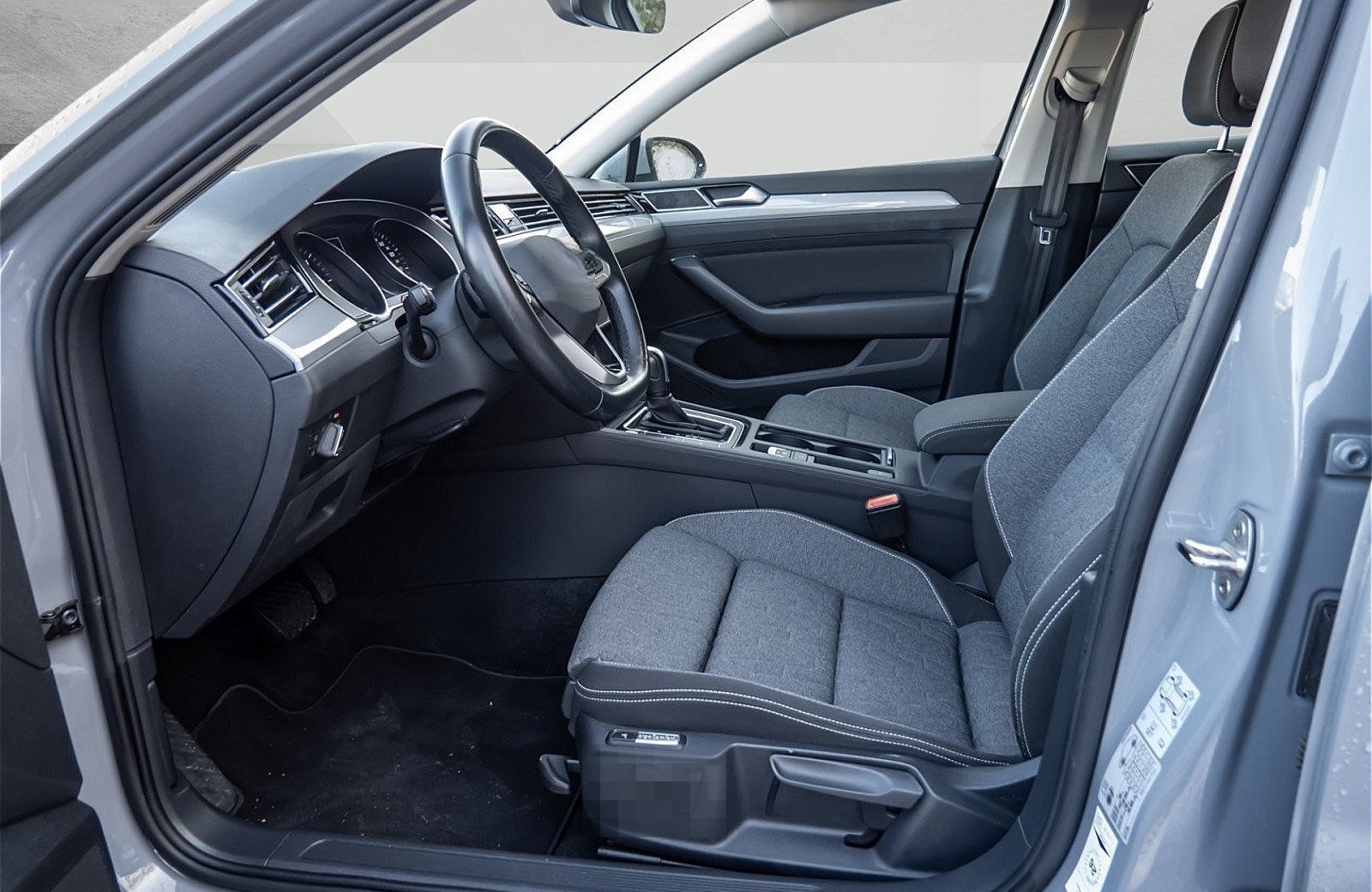 Volkswagen Passat Variant BUSINESS TDI DSG+ALU 16+LED+ACC+A foto 10