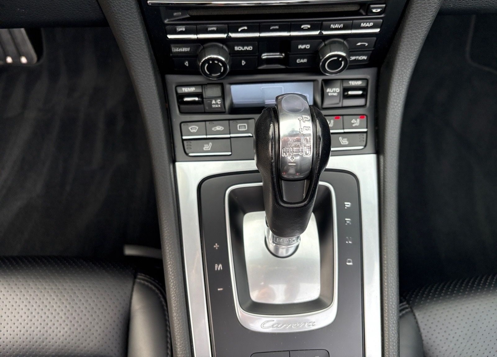 Porsche 911 Carrera Black Edition Cabrio Bose foto 16
