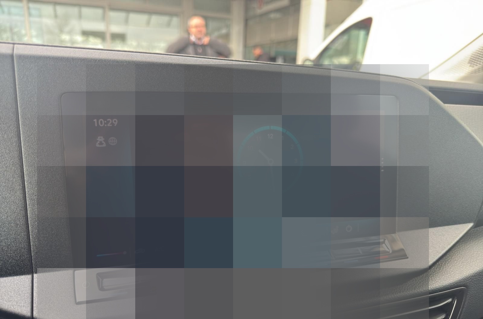 Volkswagen Caddy 1.5 TSI DSG Family *AHK/ACC/APP/SHZ/RFK* foto 19