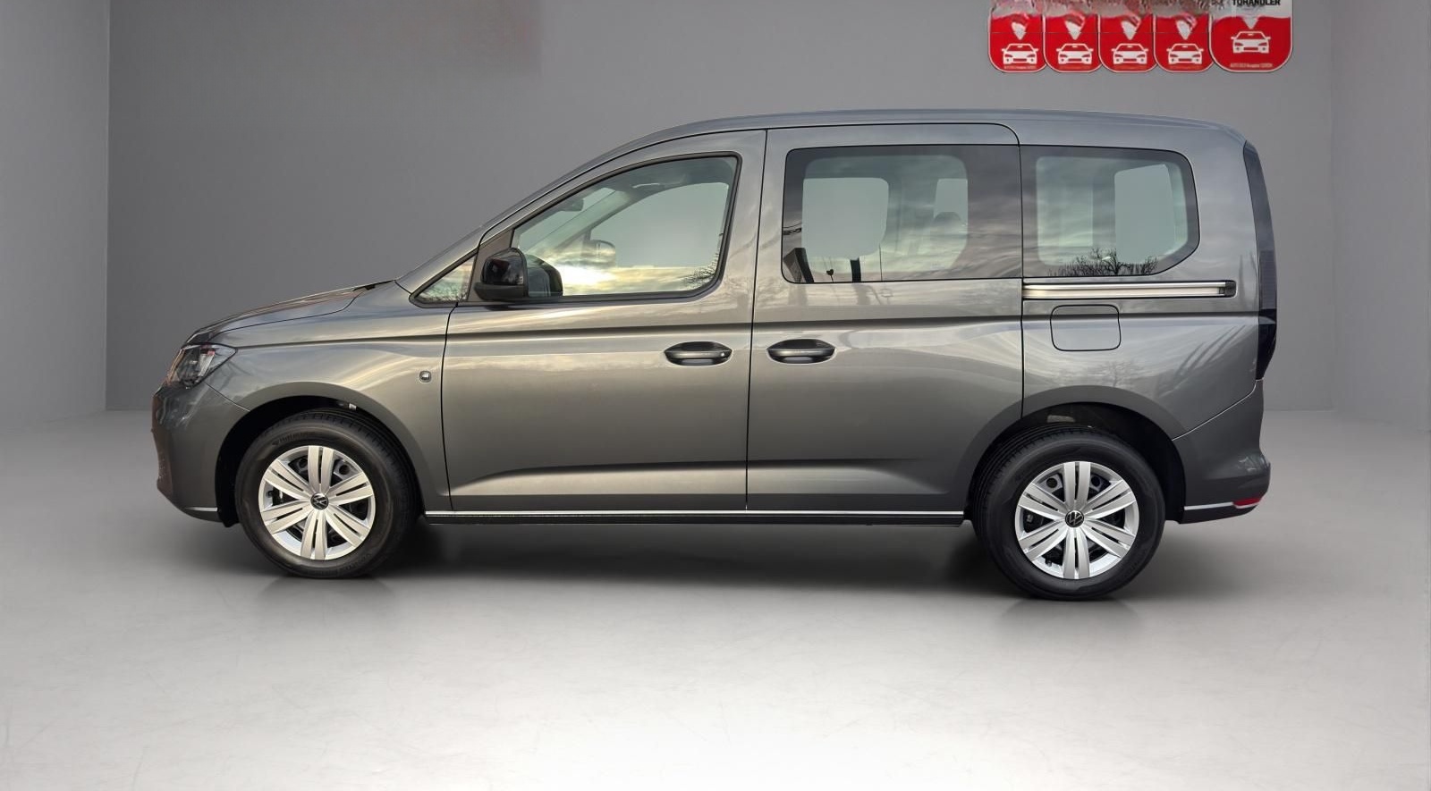 Volkswagen Caddy 1.5 TSI DSG Family *AHK/ACC/APP/SHZ/RFK* foto 3