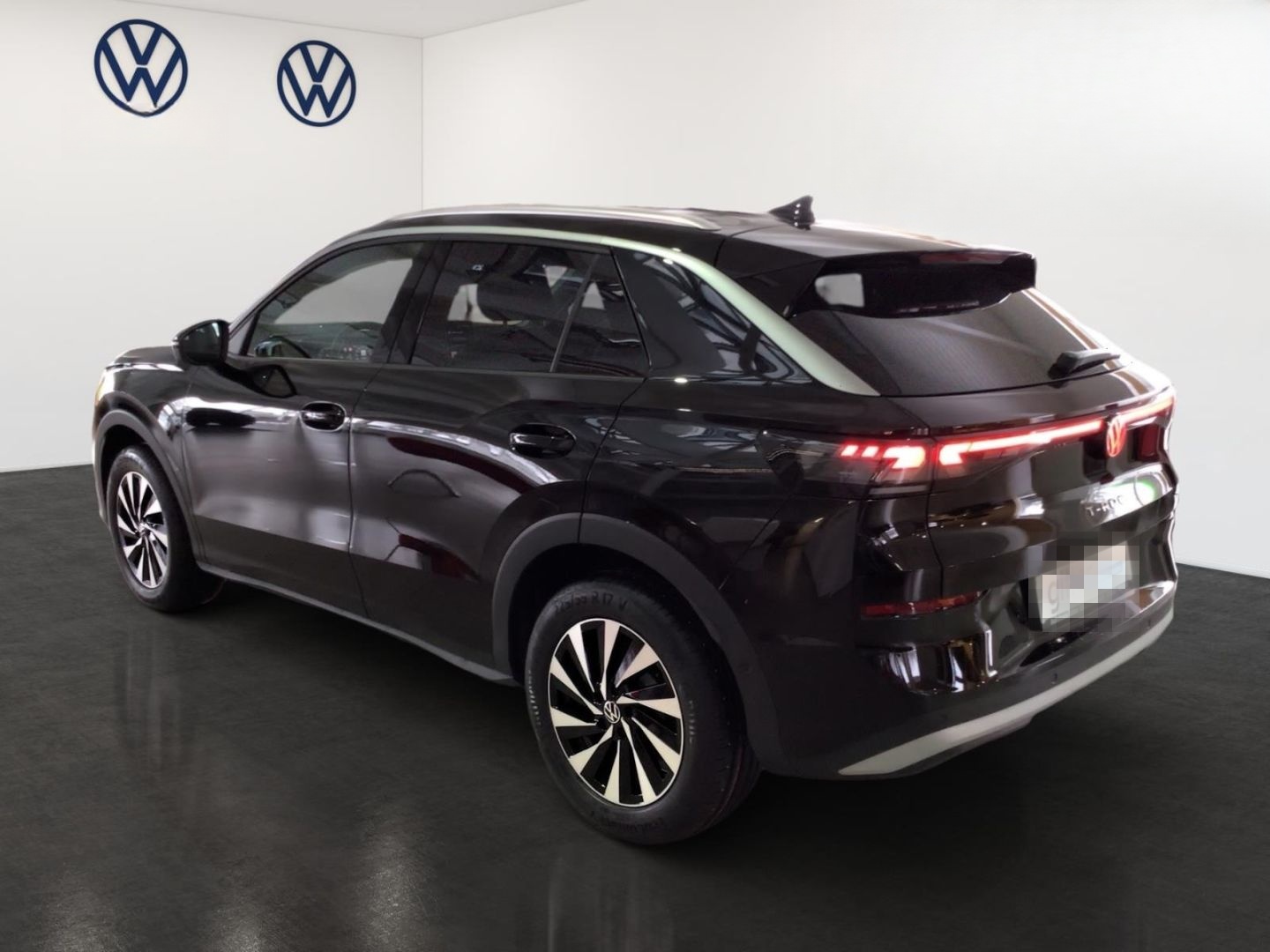 Volkswagen T-Roc 1.5 eTSI 110 kW Style HUD AHK-el. klappb.  foto 4