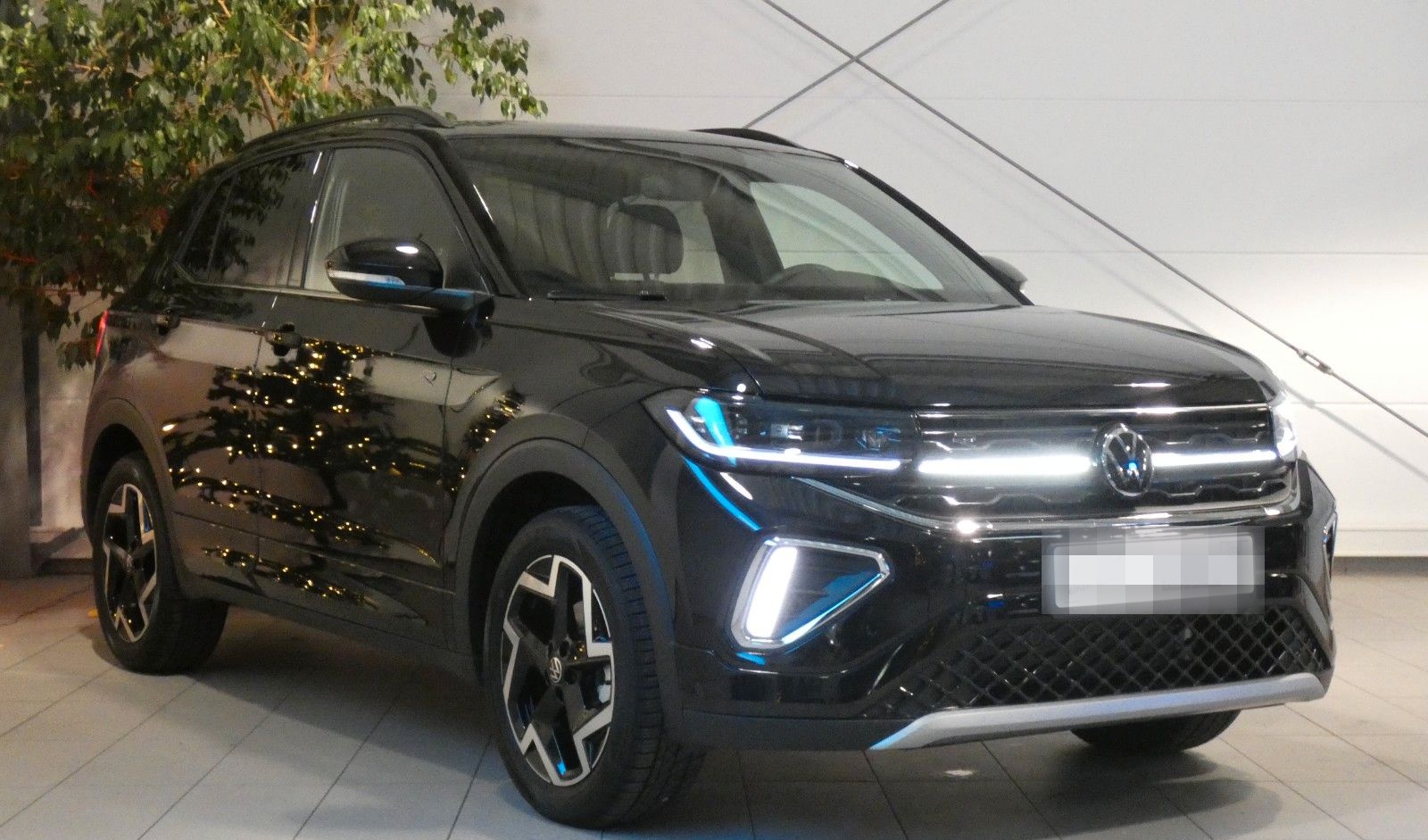 Volkswagen T-Cross 1.0 TSI R-Line DSG AHK NAVI KAMERA foto 3