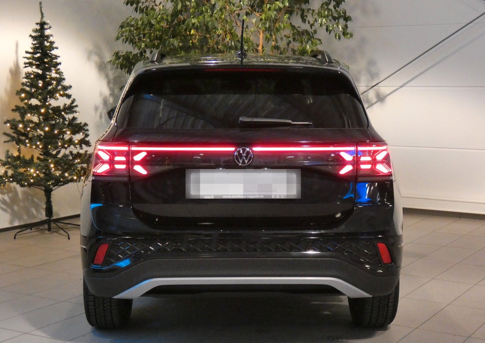 Volkswagen T-Cross 1.0 TSI R-Line DSG AHK NAVI KAMERA foto 5