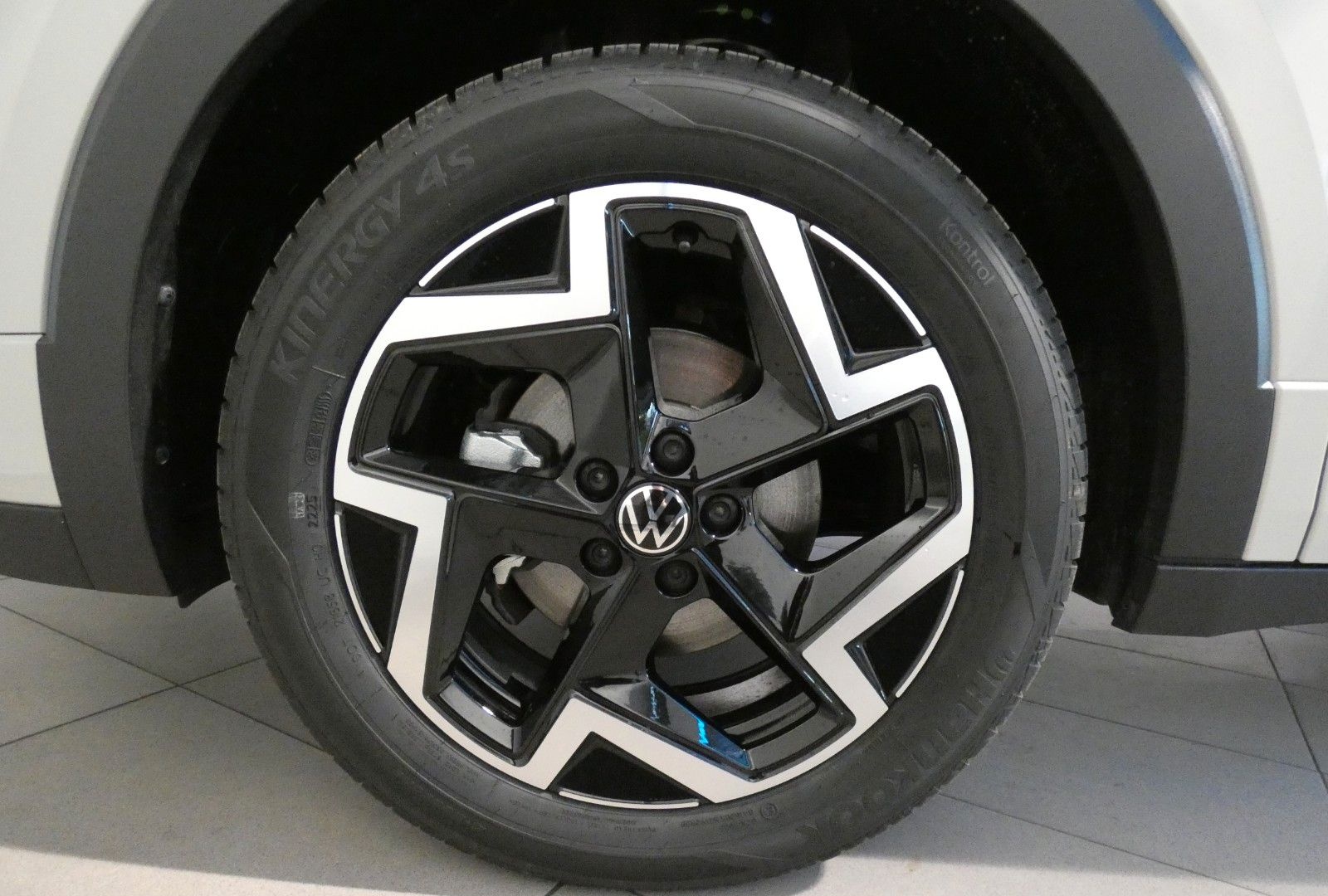 Volkswagen T-Cross 1.0 TSI R-Line DSG AHK NAVI KAMERA foto 7