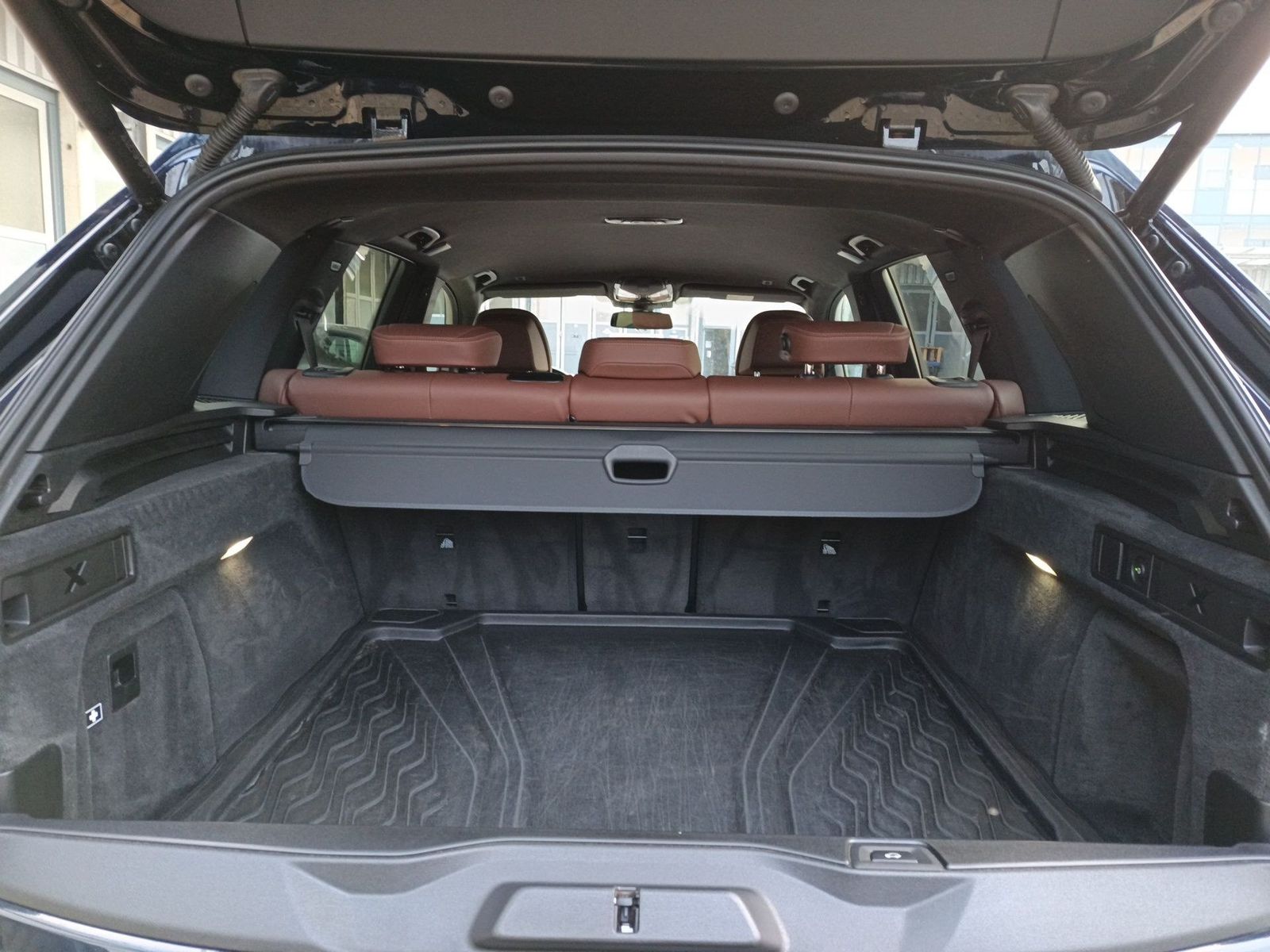 BMW X5 xDrive40d M SPORTPAKET+21"ALU+AHK+KOMFORTSITZ foto 13
