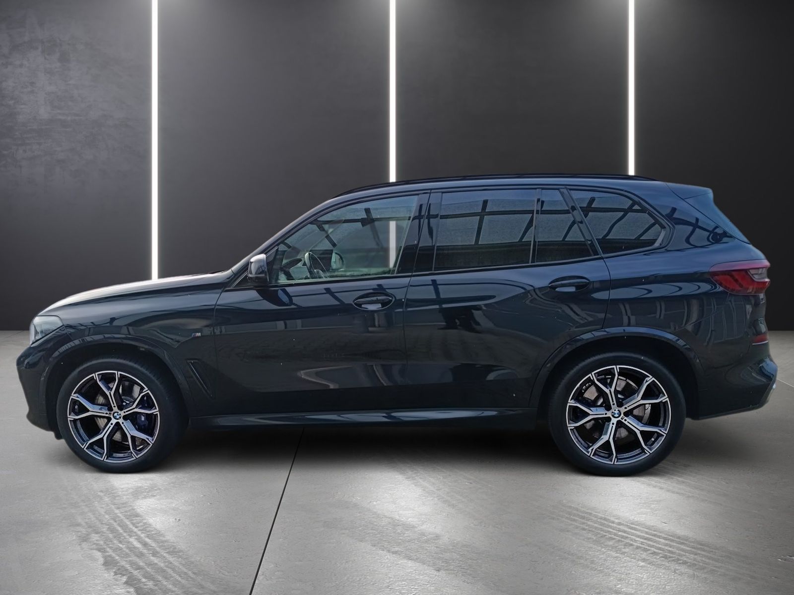 BMW X5 xDrive40d M SPORTPAKET+21"ALU+AHK+KOMFORTSITZ foto 7