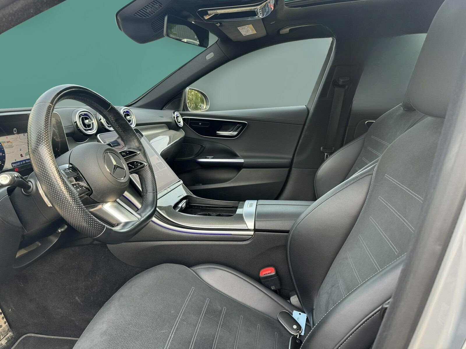 Mercedes-Benz C 300 d T AMG+NIGHT+AHK+DISTRONIC+PANO+360°+HUD foto 11