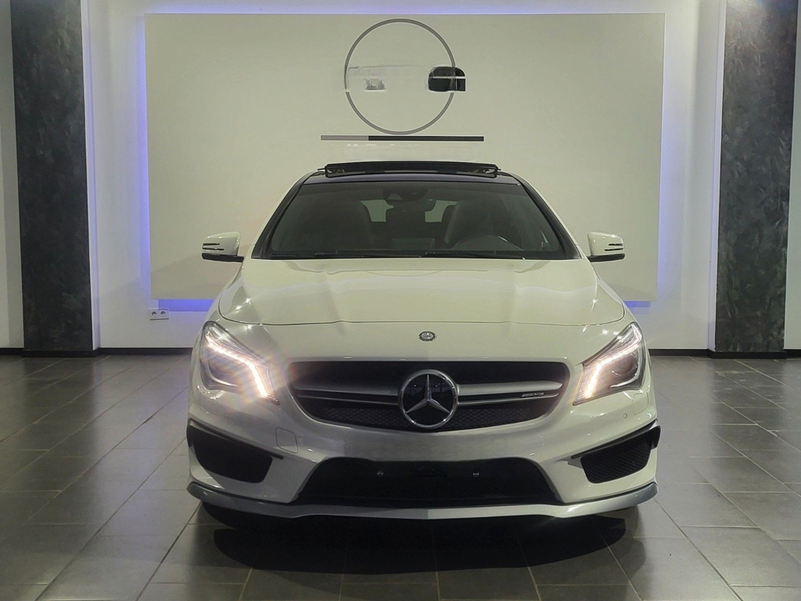 Mercedes-Benz CLA Shooting Brake CLA 45 AMG 4Matic foto 2