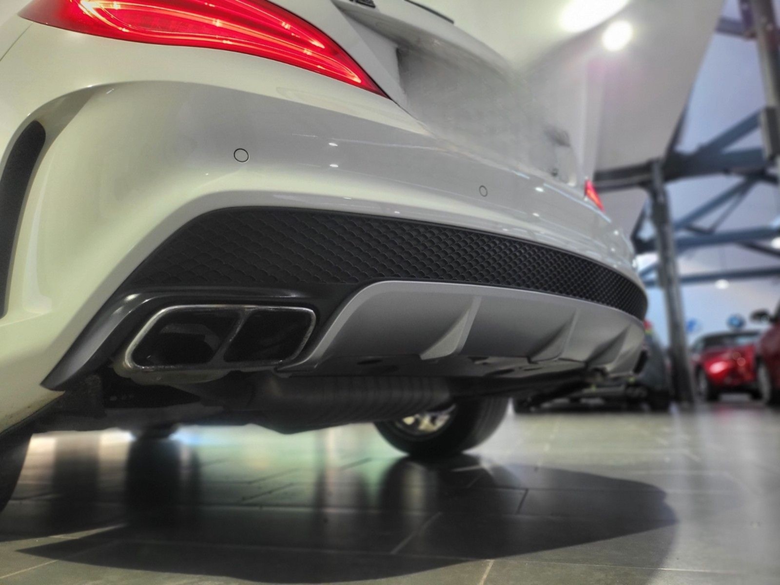 Mercedes-Benz CLA Shooting Brake CLA 45 AMG 4Matic foto 15