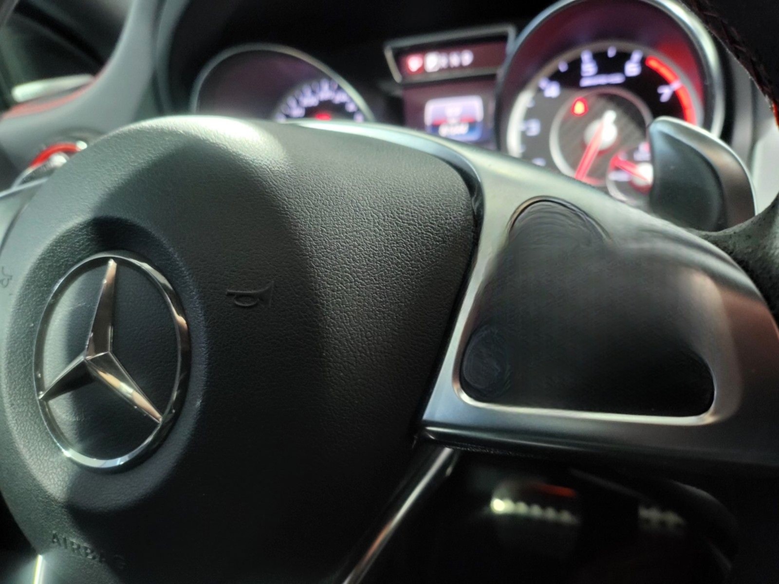 Mercedes-Benz CLA Shooting Brake CLA 45 AMG 4Matic foto 25
