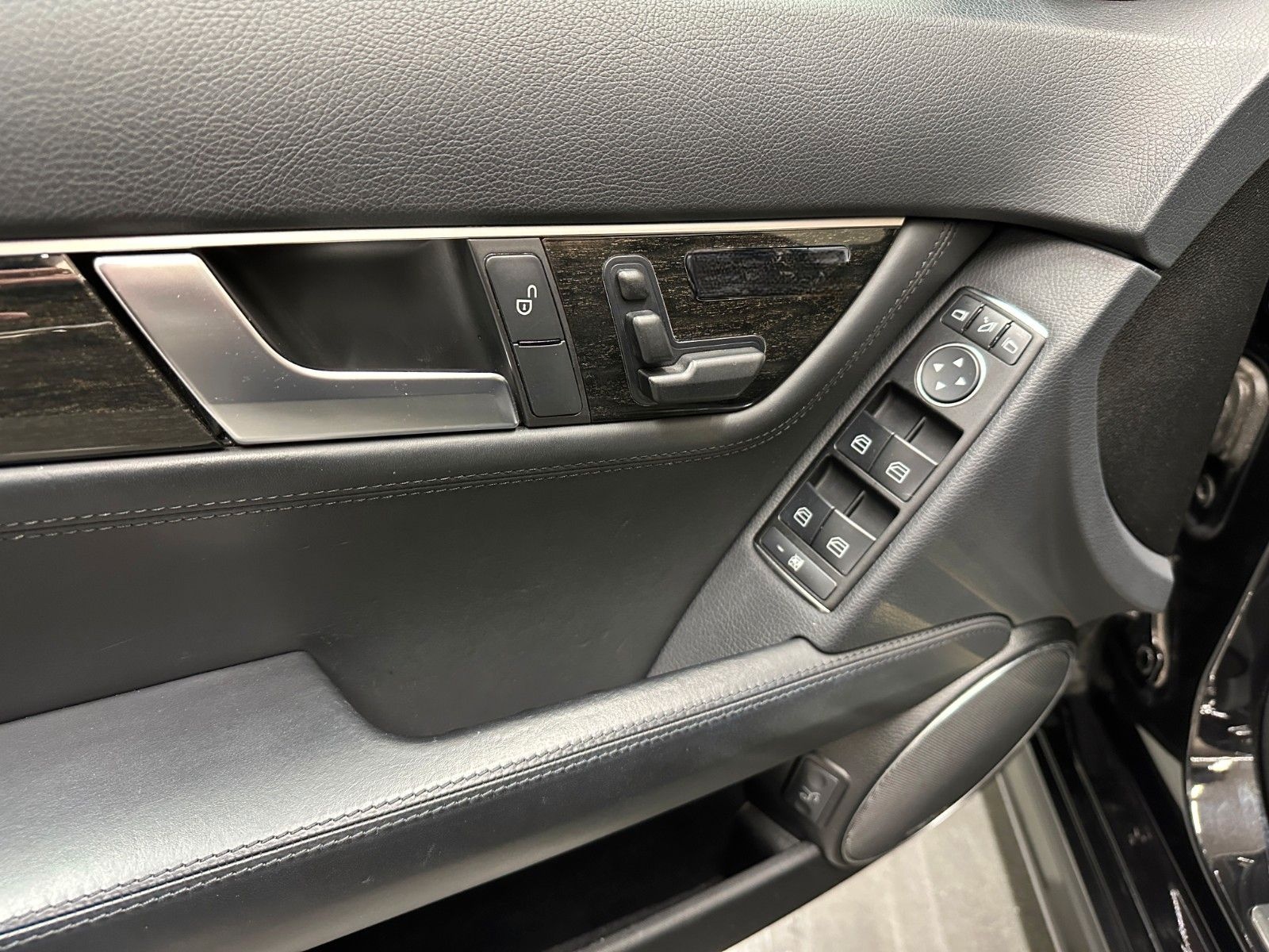 Mercedes-Benz C63 AMG T *DESIGNO EXCLUSIV PAKET*MASSAGE SITZ* foto 11