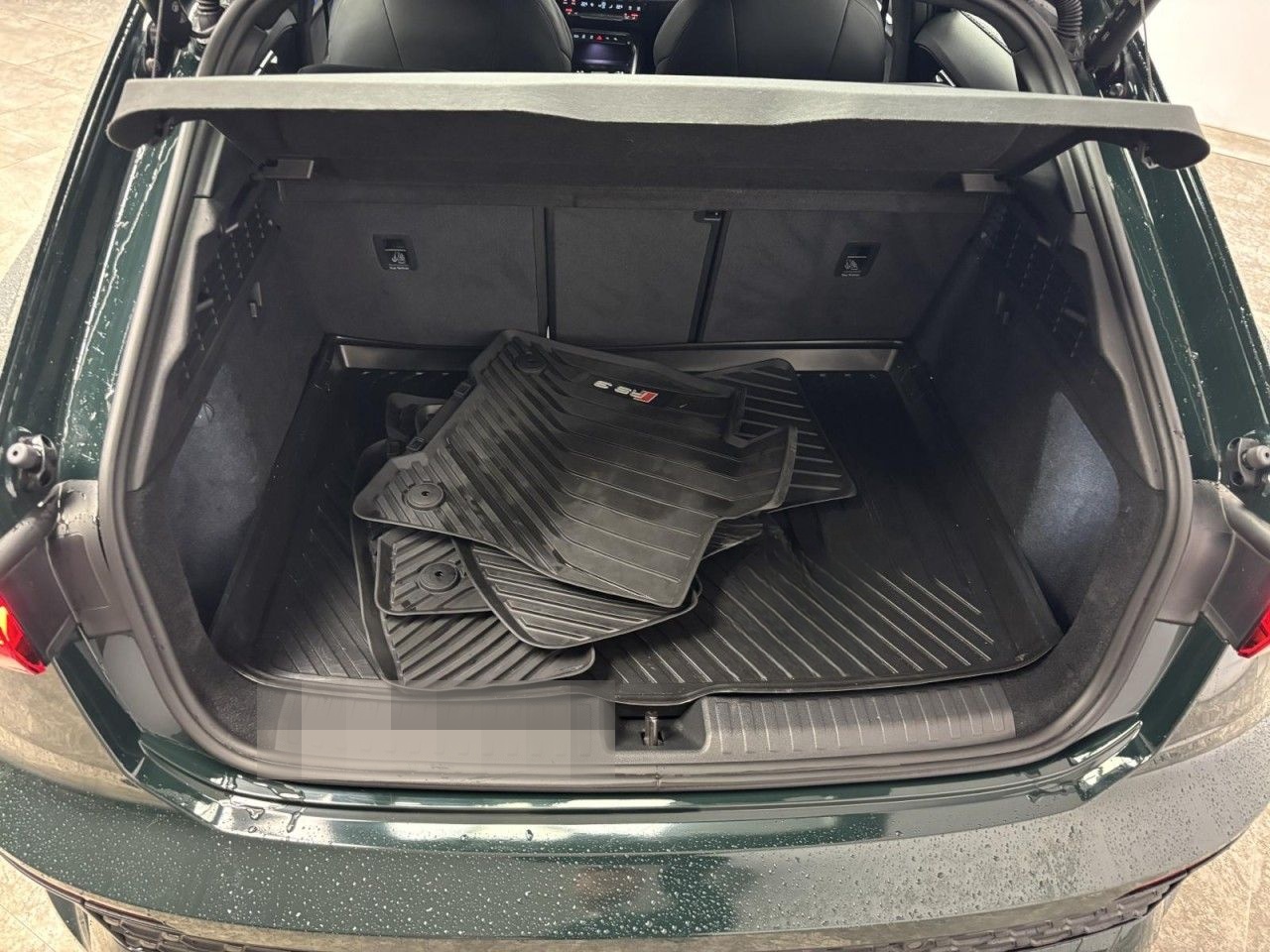 Audi RS 3 Sportback 2.5 TFSI quattro Individuallackie foto 10