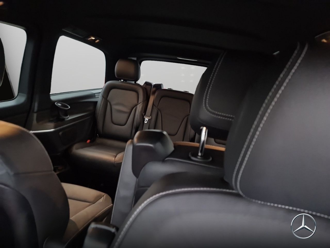 Mercedes-Benz V 300 d Lang AVANTGARDE+9G+AHK+StandHZ+Navi+DIS foto 10