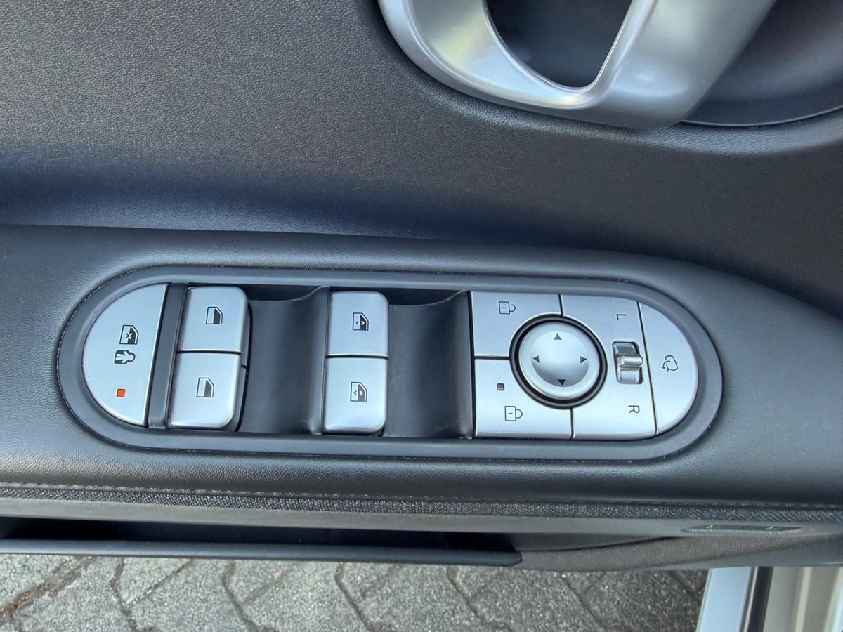Hyundai Ioniq 5 Uniq 4WD RELAX HEAD LED SOLAR 360 ACC WP foto 16
