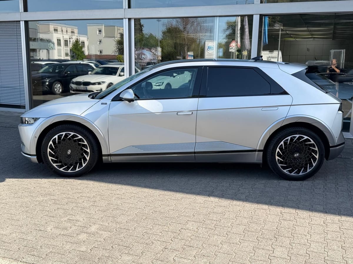 Hyundai Ioniq 5 Uniq 4WD RELAX HEAD LED SOLAR 360 ACC WP foto 6