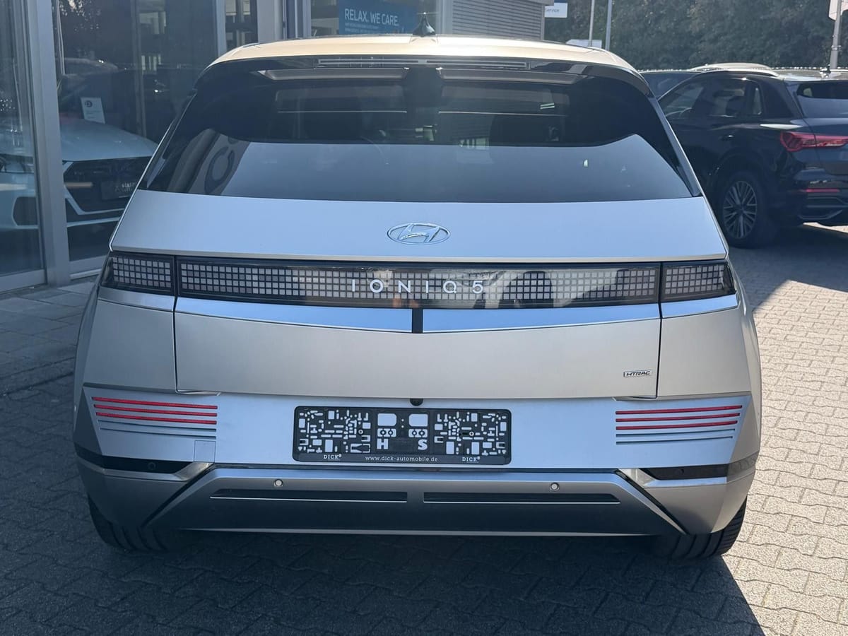 Hyundai Ioniq 5 Uniq 4WD RELAX HEAD LED SOLAR 360 ACC WP foto 8