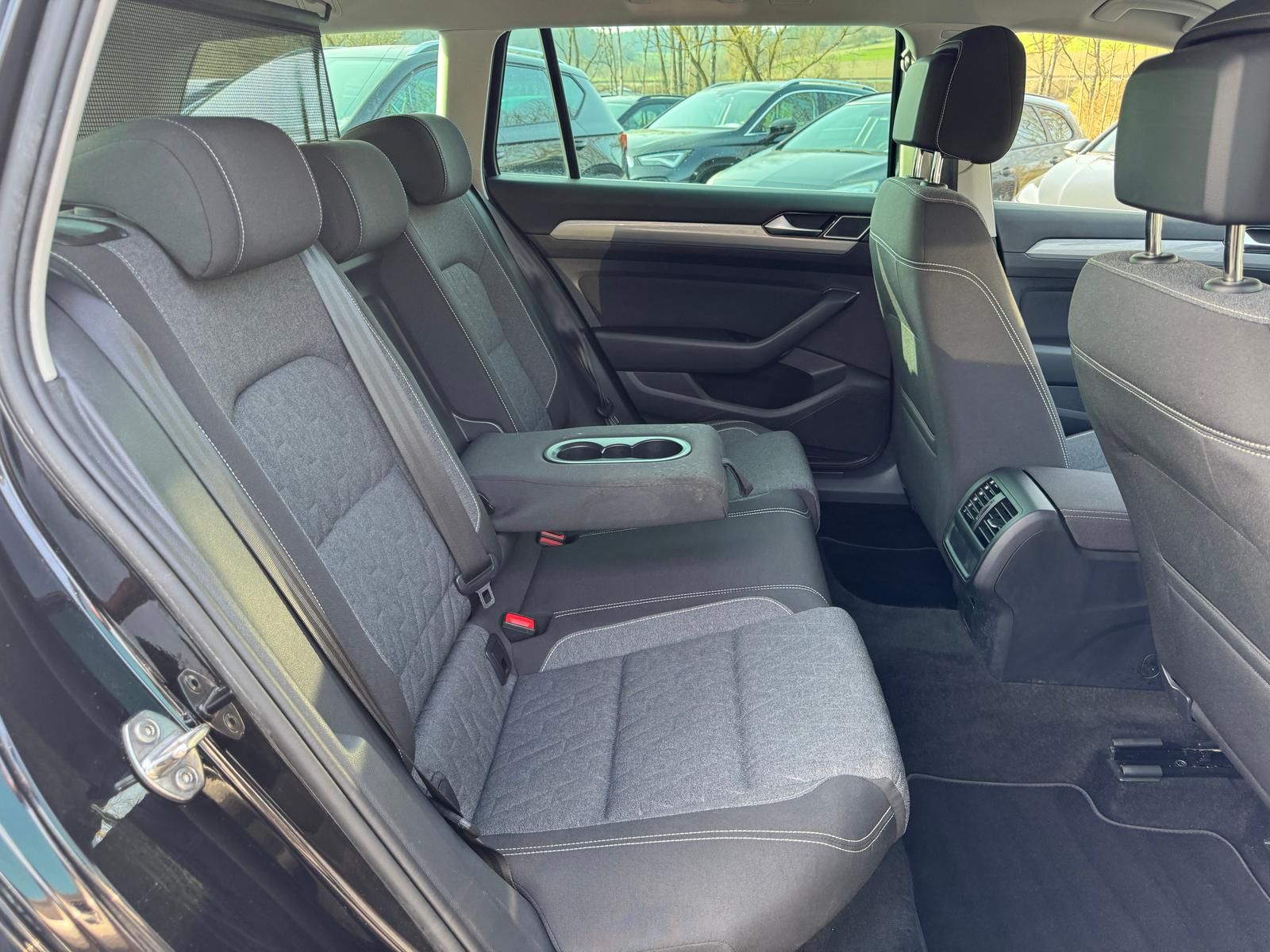 Volkswagen Passat Variant 2.0 TDI *DSG*BUSINESS*AHK*PDCHI+V foto 19