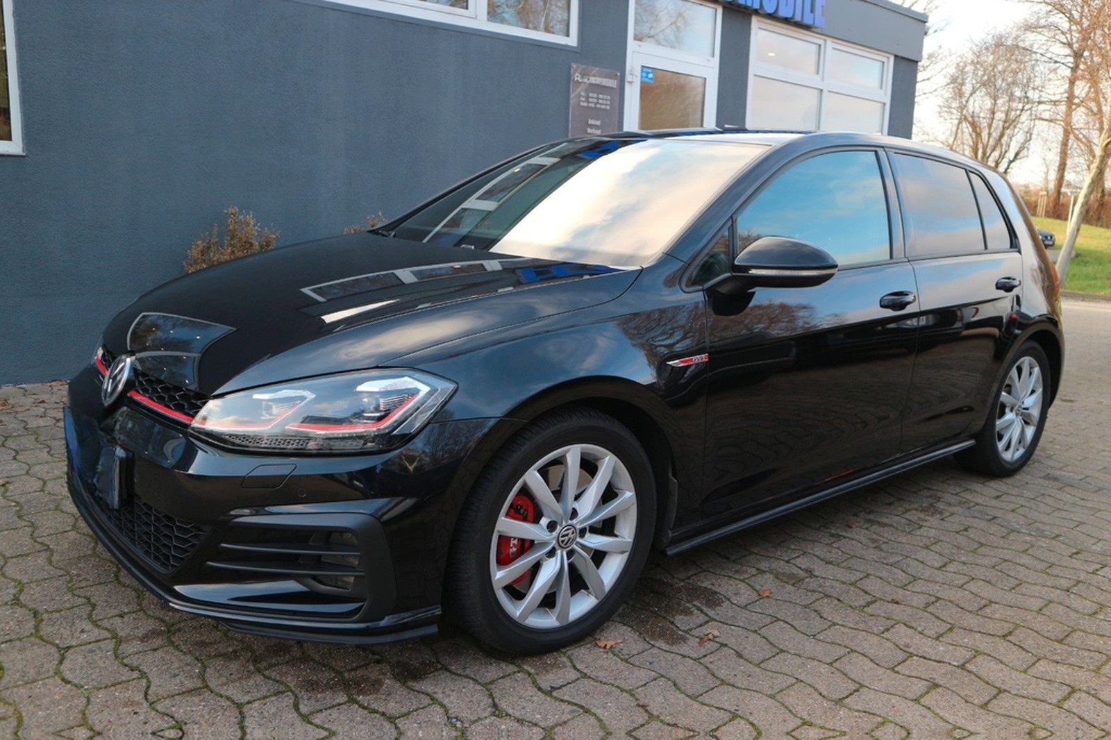 Volkswagen Golf VII Lim. GTI Performance *2.HD/LEDER/ACC* foto 3