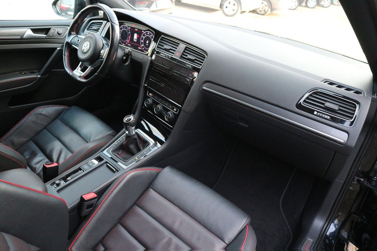 Volkswagen Golf VII Lim. GTI Performance *2.HD/LEDER/ACC* foto 24