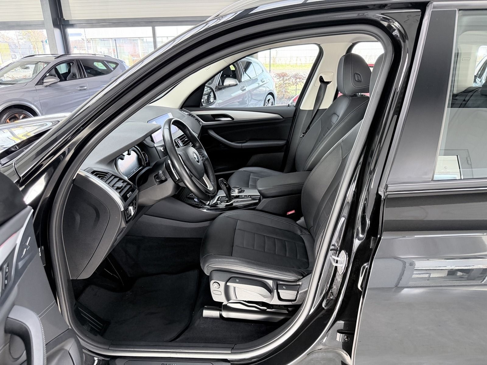 BMW X3 XDRIVE ADVANTAGE LEDER+NAV+LED+AHK+DAB+1HD+TÜ foto 14