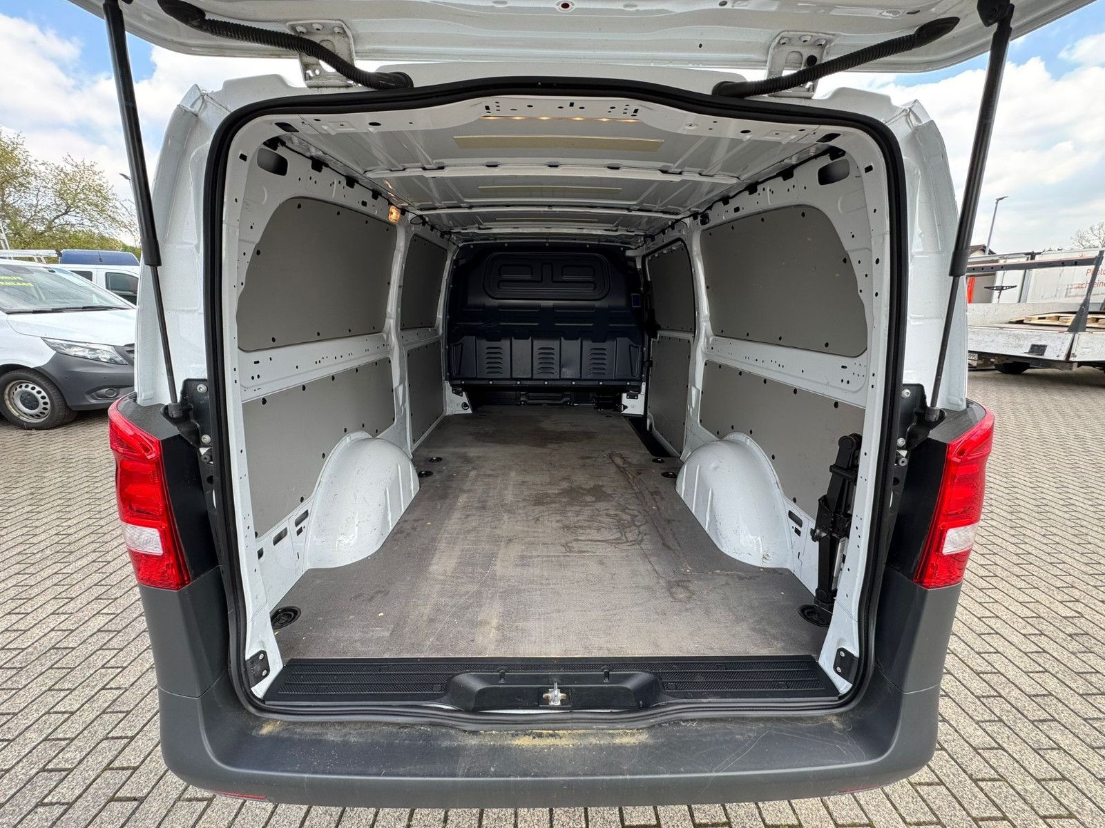 Mercedes-Benz Vito 116 Kasten extralang KLIMA RFK NAVI gr.TANK foto 16