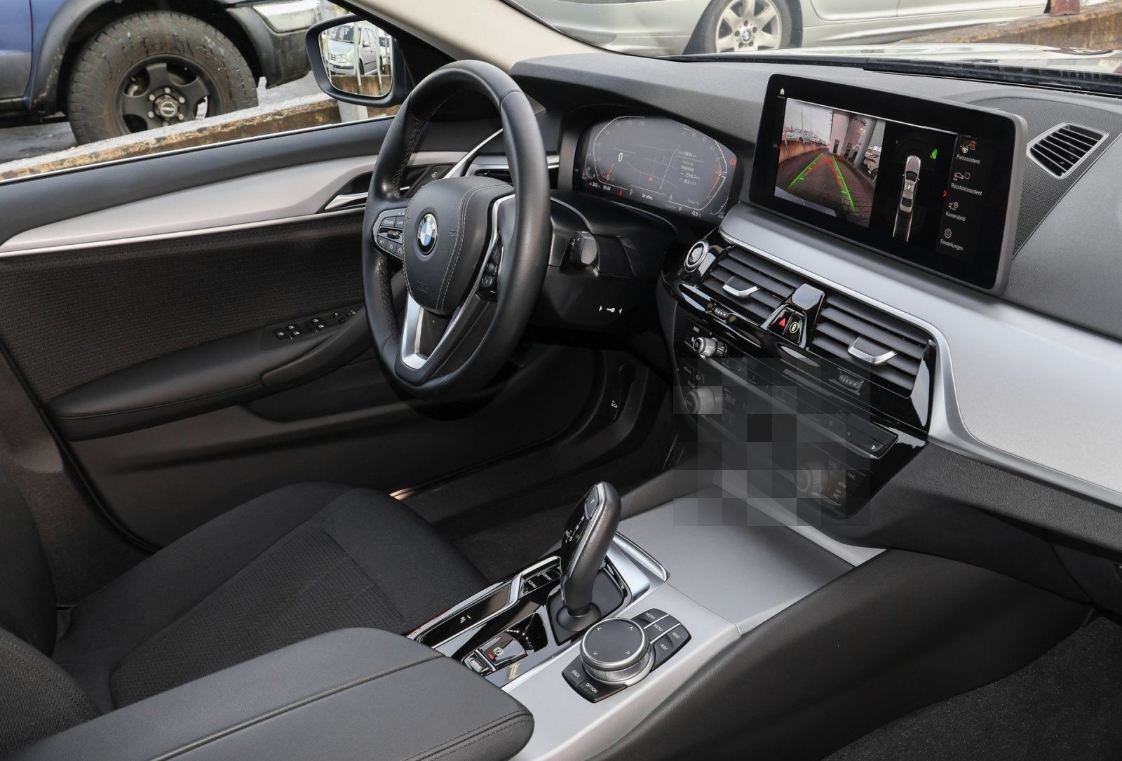 BMW 520d xDrive BusinessPaket/AHK/M Fahrwerk/ foto 6