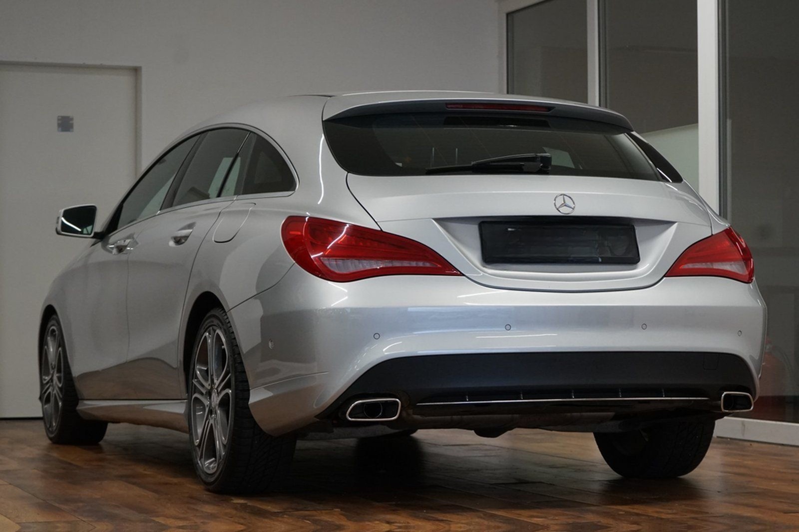 Mercedes-Benz CLA 220 CDI Shooting Brake Urban|BI-XENON|NAVI|P foto 13