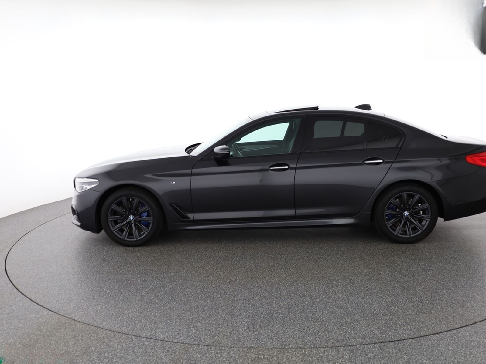 BMW 540 d xDrive M SPORT KAMERA,HUD,KEYLESS foto 2