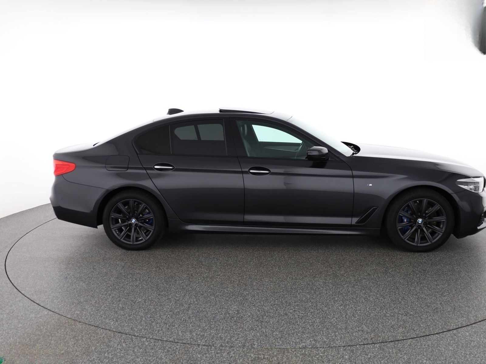 BMW 540 d xDrive M SPORT KAMERA,HUD,KEYLESS foto 6