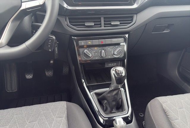 Volkswagen T-Cross 1,0 TSI Life Fahrassistenz Paket foto 12