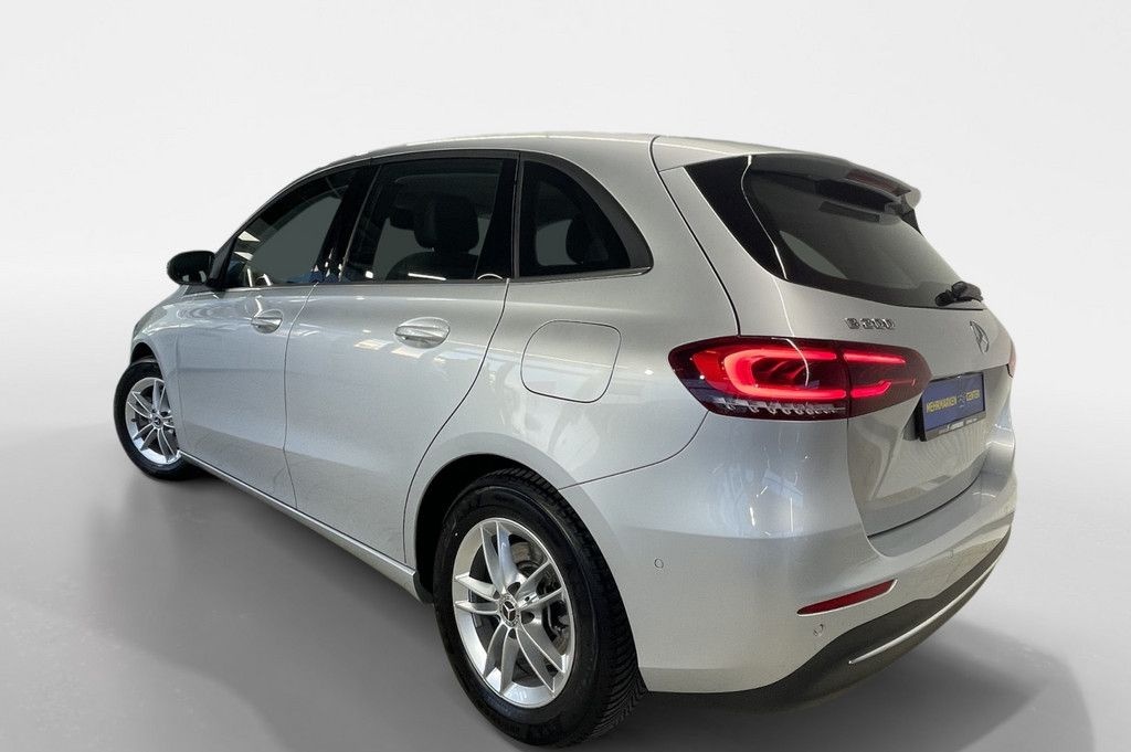 Mercedes-Benz B 200 Style 8-fach bereift SHZ PTS NAVI LED foto 4