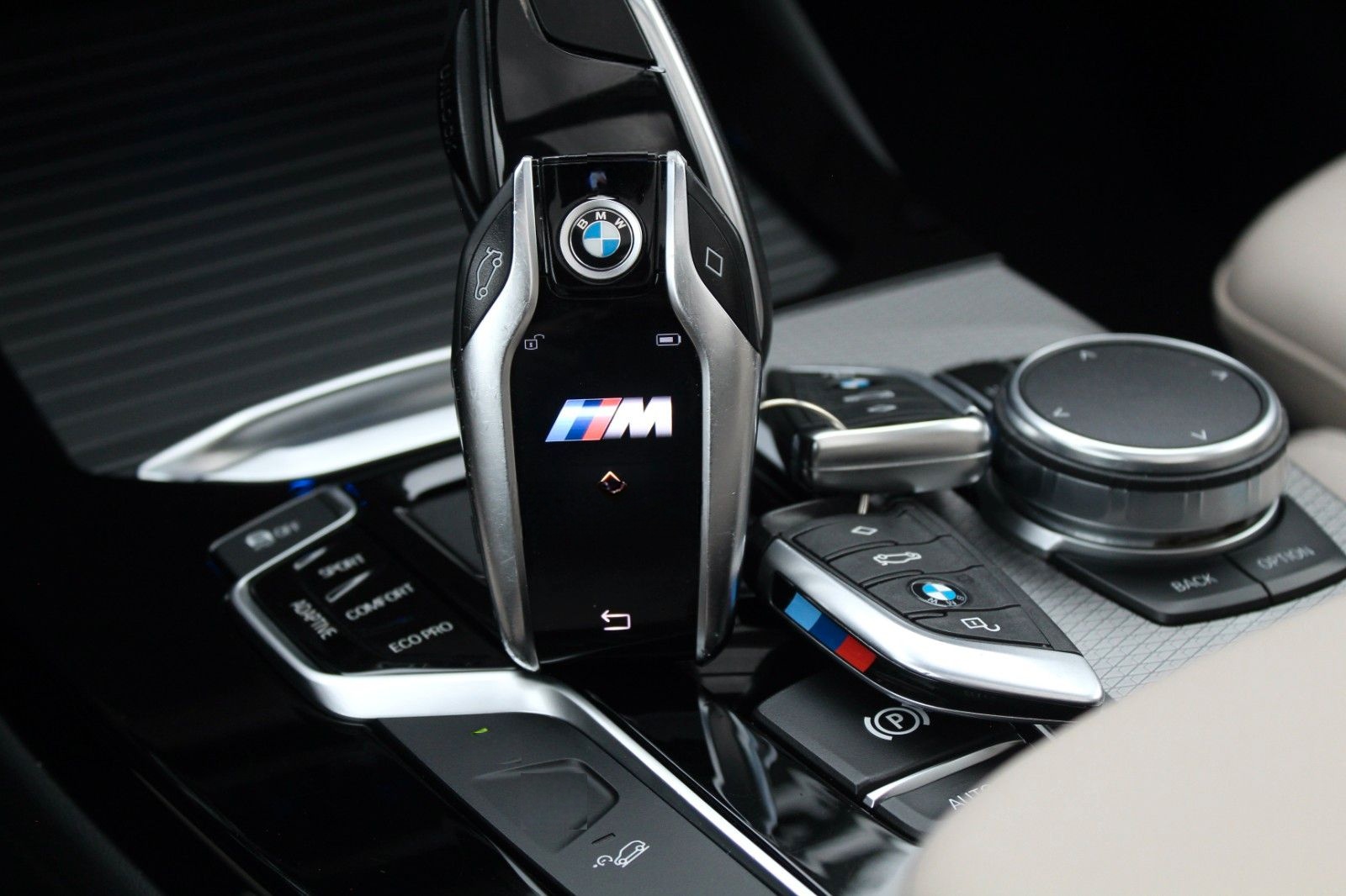 BMW X3 M40 MeGaVoLL 1.HAND 360° 4xSHZ 21" INDIVIDUAL foto 2