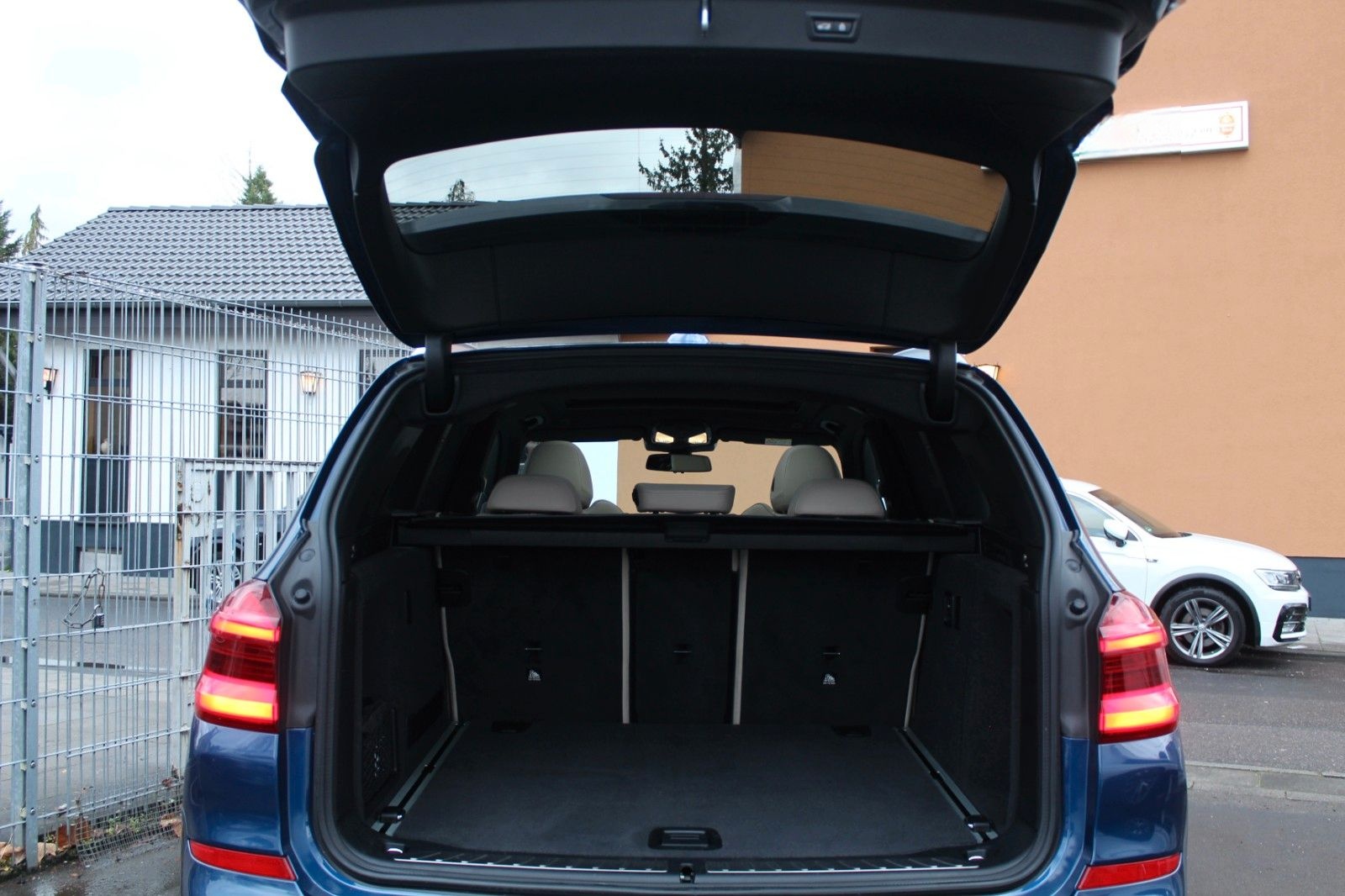 BMW X3 M40 MeGaVoLL 1.HAND 360° 4xSHZ 21" INDIVIDUAL foto 18