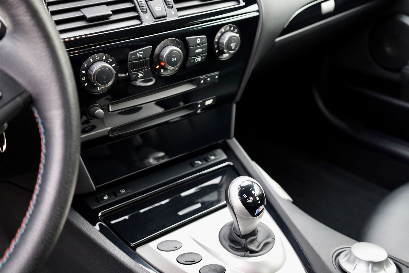 BMW M6 Coupé foto 9