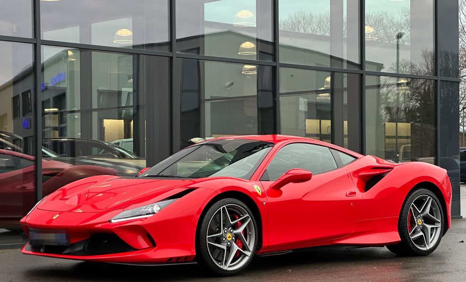Ferrari F8 Tributo Coupé DCT 1.H/S-H/R-CAM/R-SEATS/CARBO foto 2