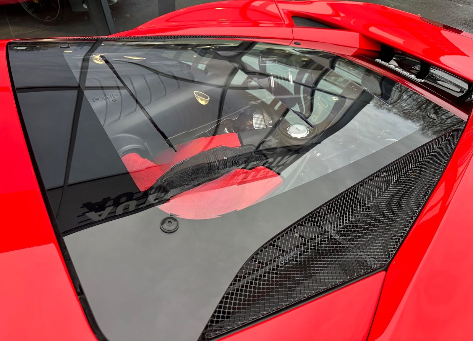 Ferrari F8 Tributo Coupé DCT 1.H/S-H/R-CAM/R-SEATS/CARBO foto 23