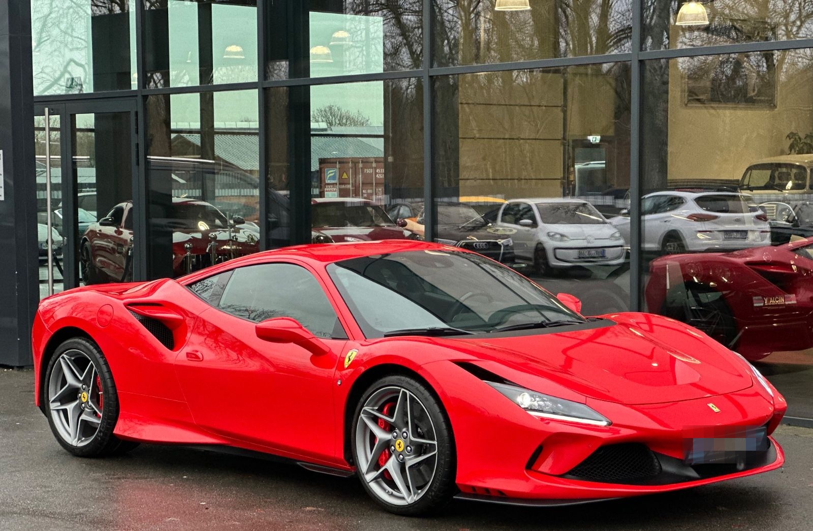 Ferrari F8 Tributo Coupé DCT 1.H/S-H/R-CAM/R-SEATS/CARBO foto 4