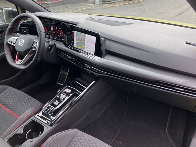 Volkswagen Golf VIII 2.0 TSI DSG GTI Clubsport Navi Pano Ka foto 8