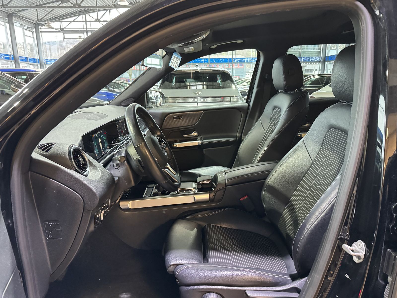 Mercedes-Benz GLB 200 d Progressive Business Pano. LED Navi  foto 12