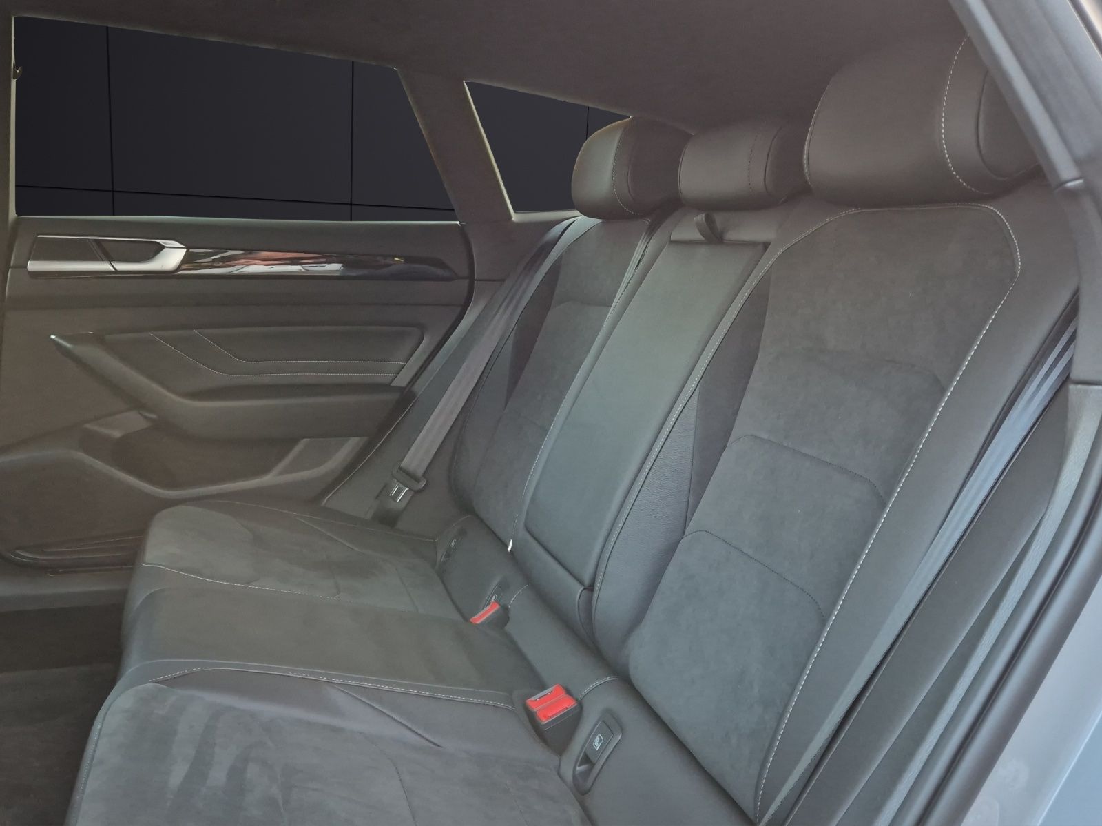 Volkswagen Arteon SB TDI R-Line DSG 4M Matrix Navi AID ACC  foto 11