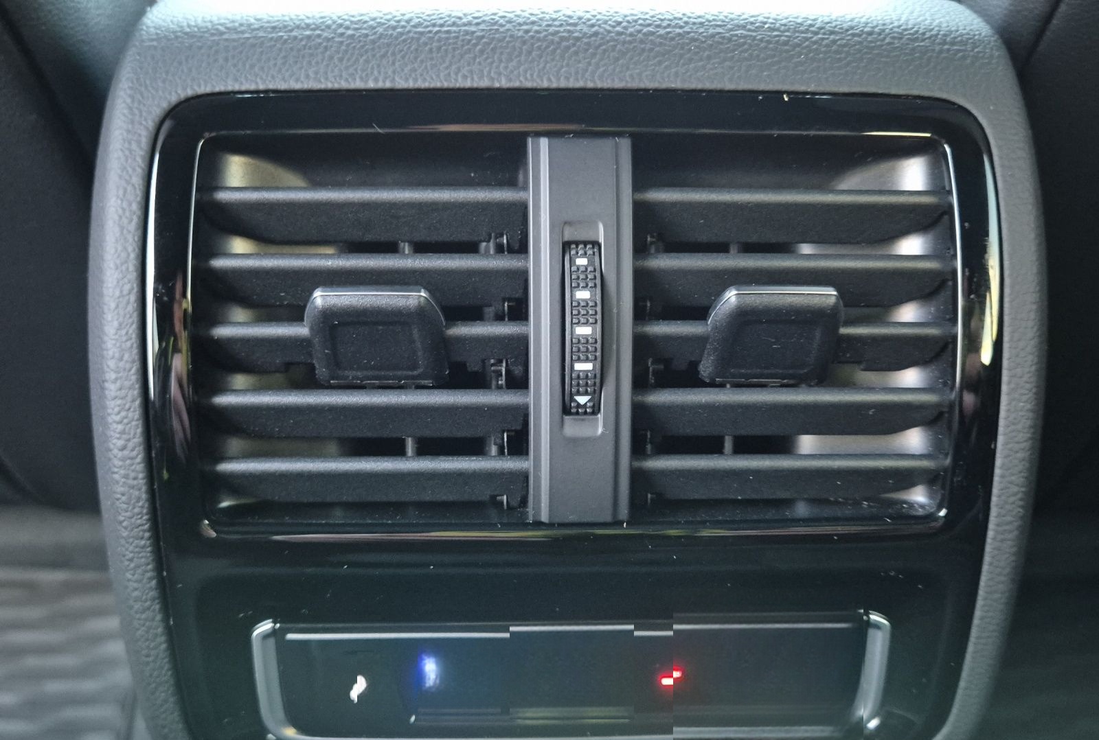 Volkswagen Arteon SB TDI R-Line DSG 4M Matrix Navi AID ACC  foto 22