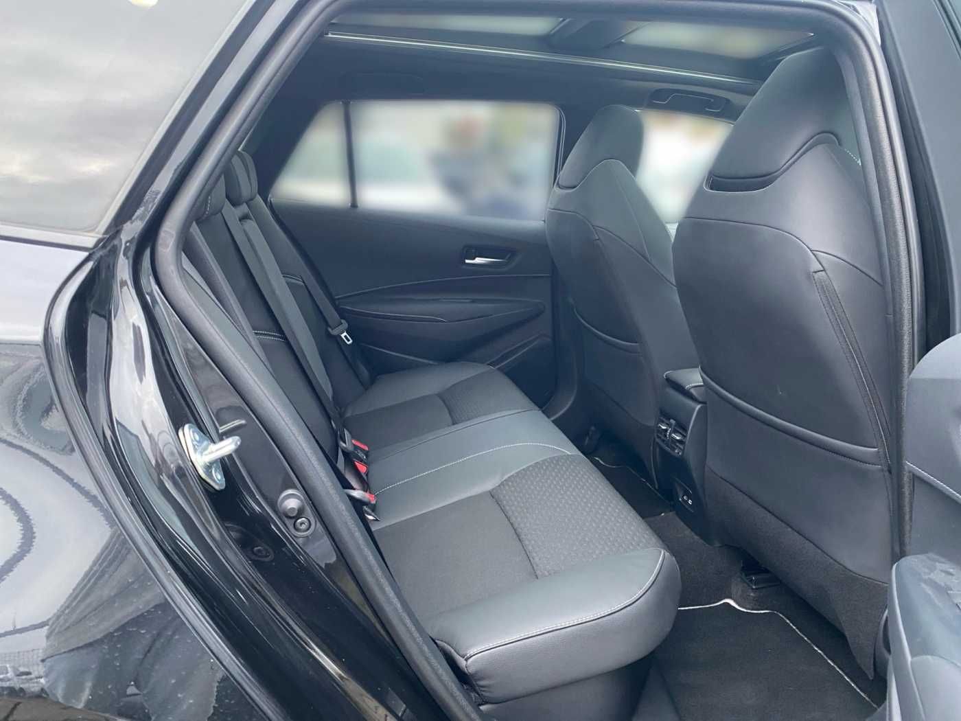 Toyota Corolla Touring Sports 2.0 Hybrid Lounge  PANO J foto 7