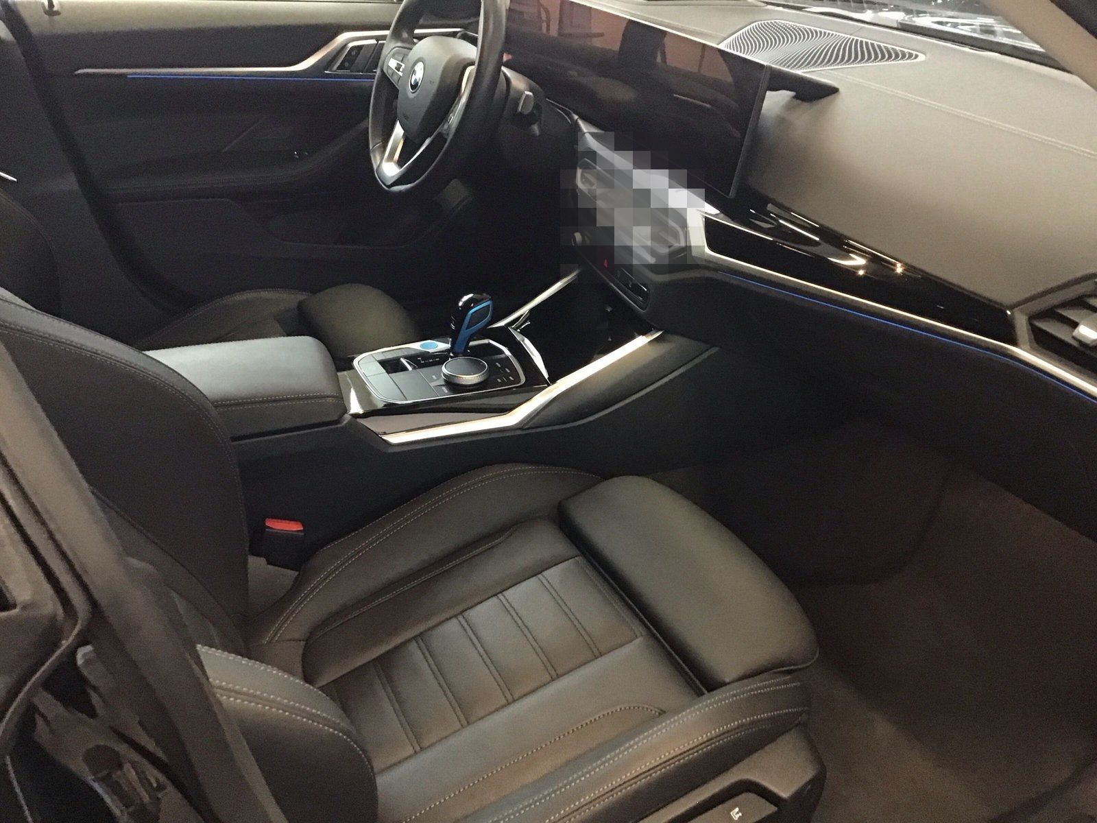 BMW i4 eDrive40 Gran Coupé LiveCockpitProf Kamera foto 8