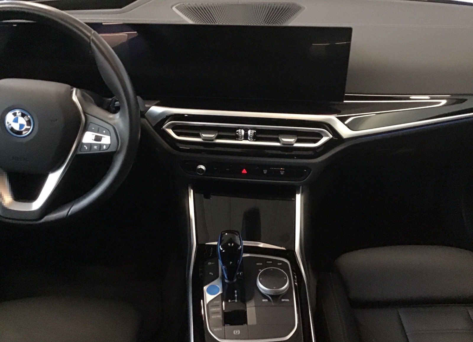 BMW i4 eDrive40 Gran Coupé LiveCockpitProf Kamera foto 10