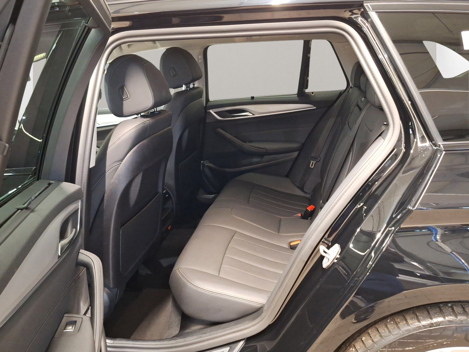 BMW 530e Touring LiveCockpitProf PDC Sitzheizung foto 6